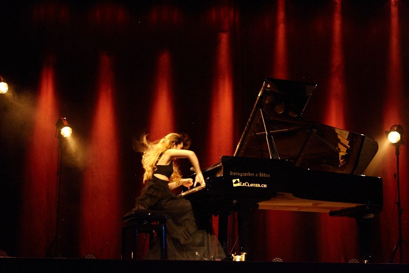  MELODIE ZHAO · 02/02/18 